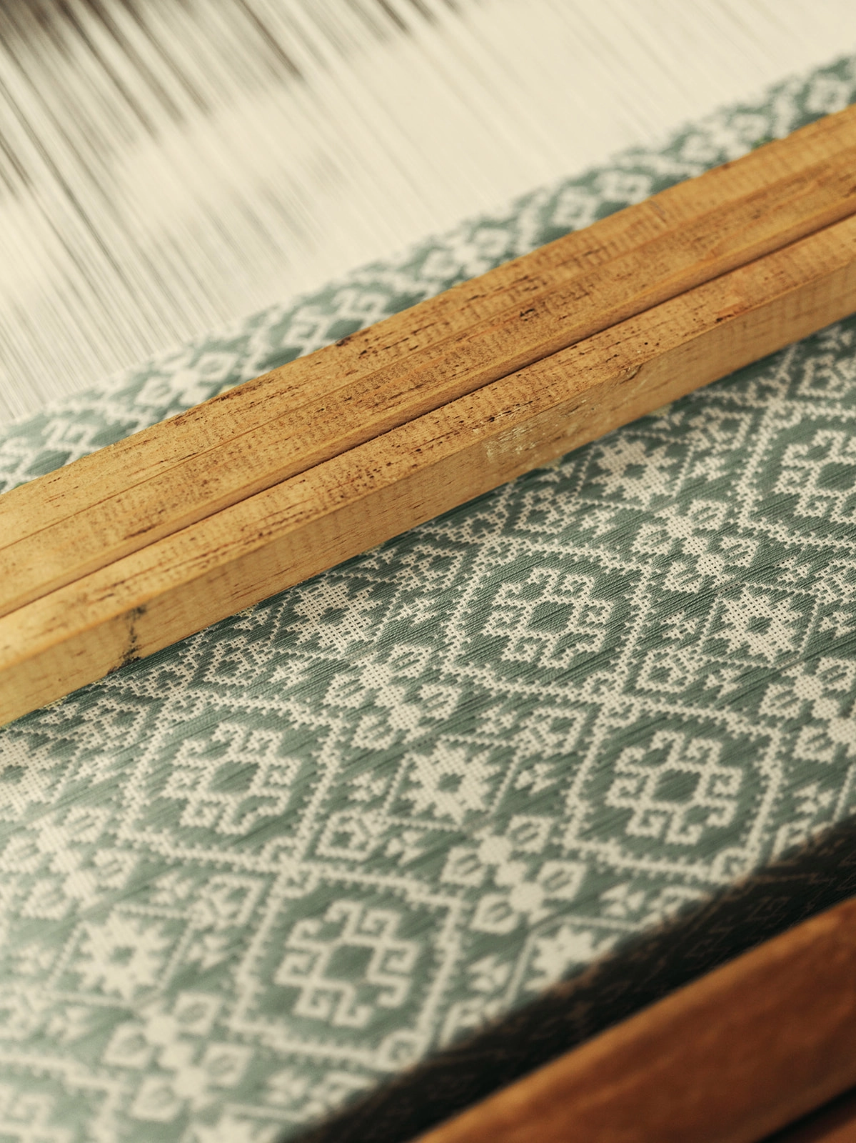 RB Curated—Alirio hover C